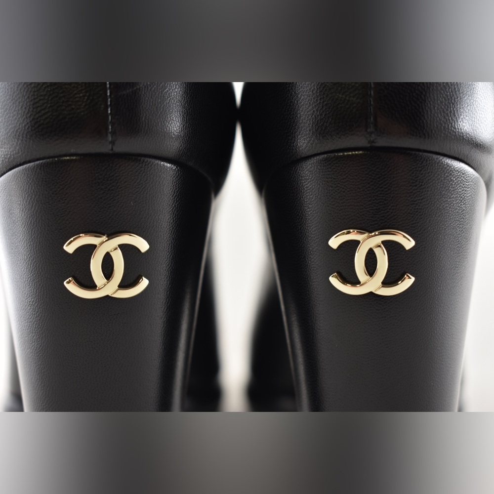 Chanel 24B Black CC Logo Mary Jane Ankle Strap Block Heel Platform Pumps 41 - Picture 15 of 16